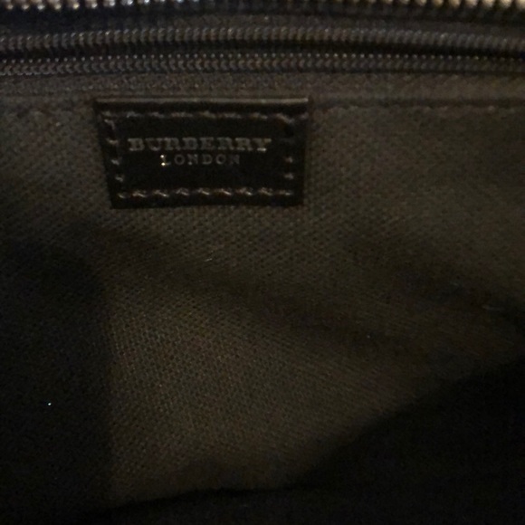 Authentic Burberry wool bag🖤 - Picture 5 of 7